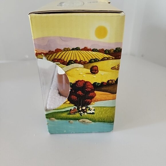 The Lilgrim Pair Salt & Pepper Shakers Publix Thanksgiving Premiere Edition 2005 - Picture 3 of 16